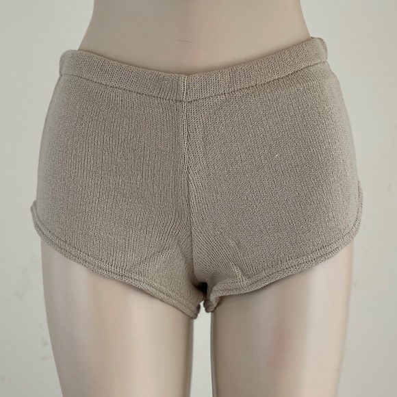 Nasty Gal Knit’s Bound To Happen Sweater-Shorts Set - Picture 14 of 16